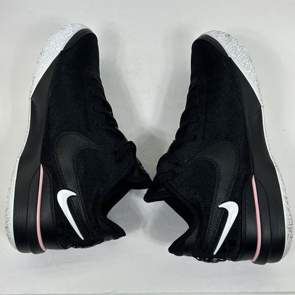Athletic_Shoes